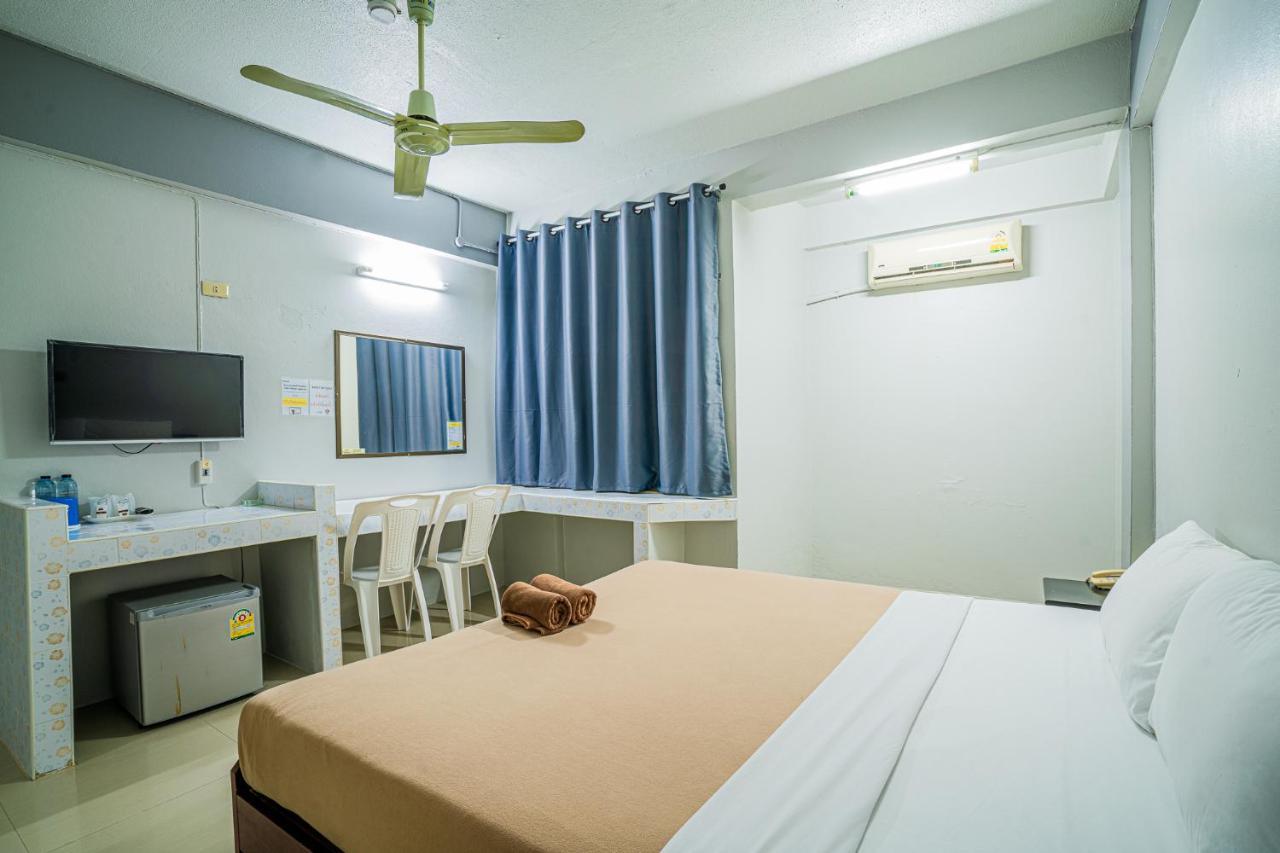 Pasawang Hotel Hat Yai Esterno foto
